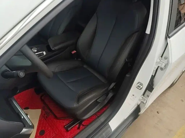 Buick Velite 6 — Фото автомобиля 14
