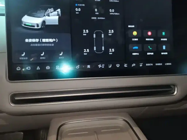 Li Auto i6 — Фото автомобиля 12