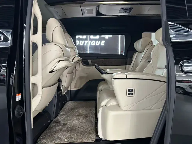 Toyota Vellfire — Фото автомобиля 5