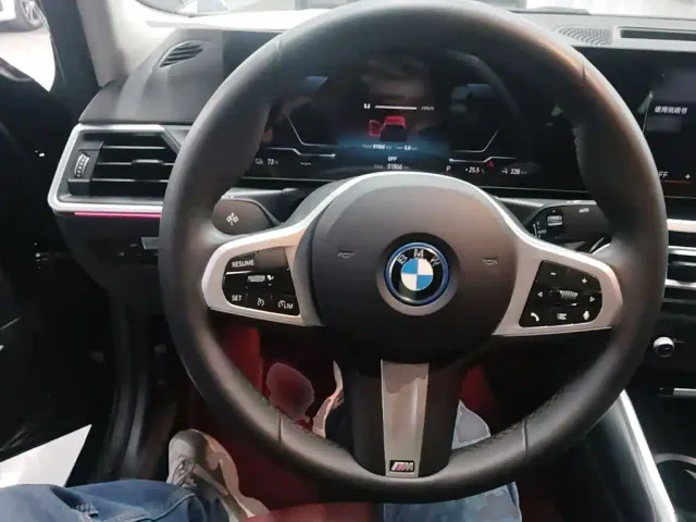 BMW i3 — Фото автомобиля 10