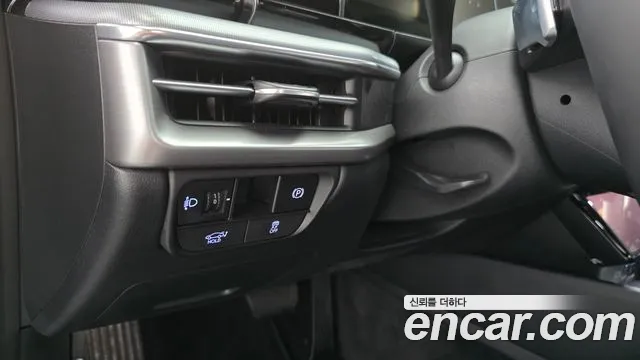 Hyundai Grandeur Grandeur (GN7) 2.5 Бензин 2WD — Фото автомобиля 12