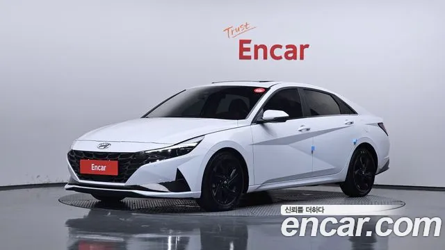 Фотография автомобиля — Hyundai Avante CN7