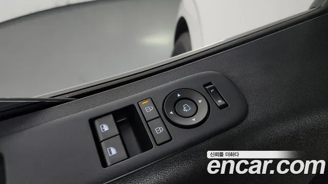 Hyundai Staria Staria (New) — Фото автомобиля 30