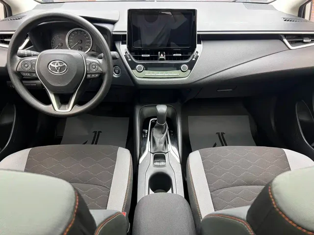Toyota Corolla — Фото автомобиля 9