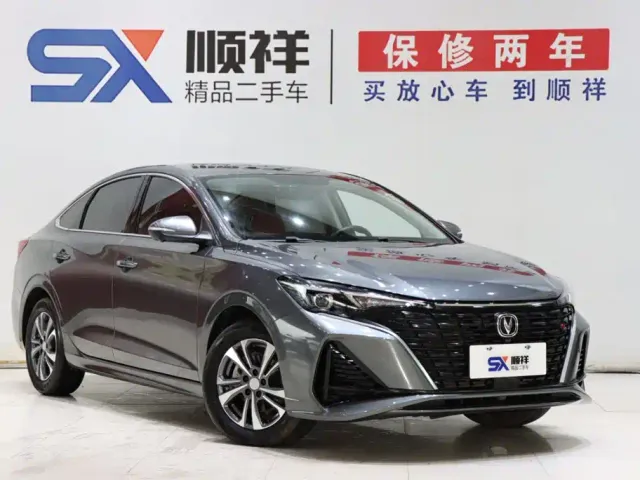Changan Eado — Фото автомобиля 3