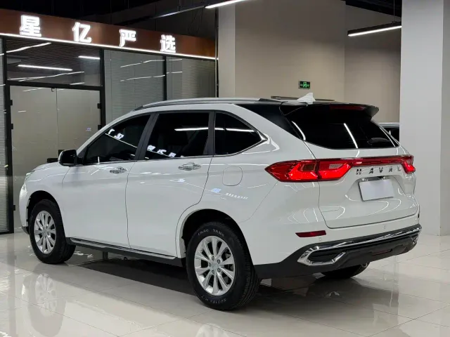 Haval M6 — Фото автомобиля 21
