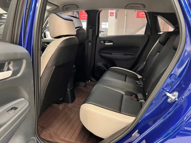 Honda Fit — Фото автомобиля 9