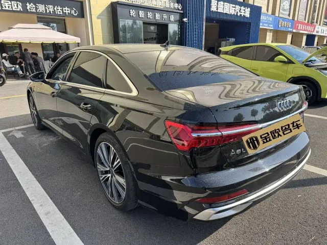Audi A6L — Фото автомобиля 7