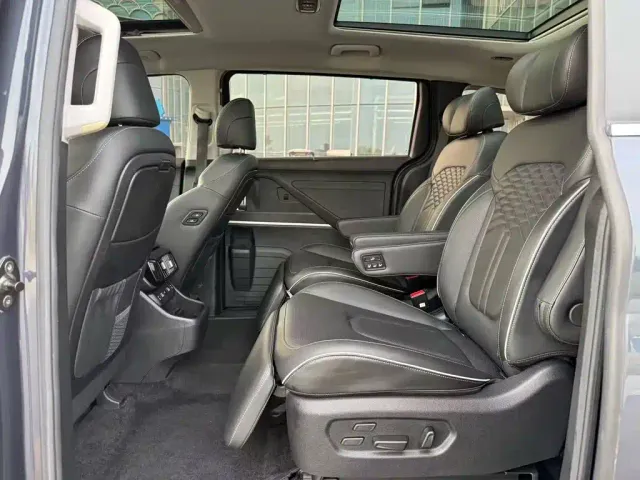 Hyundai Custo — Фото автомобиля 6