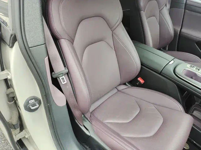 Xiaomi SU7 — Фото автомобиля 24