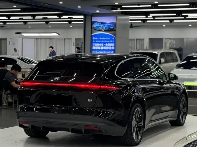 Nio ET5 Touring — Фото автомобиля 6