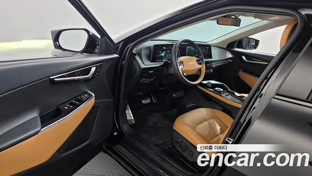 Kia EV6 — Фото автомобиля 15