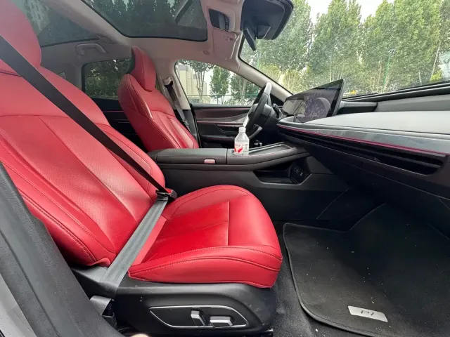 Xpeng P7 — Фото автомобиля 9