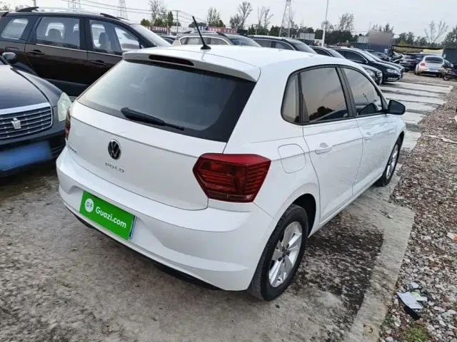 Volkswagen Polo — Фото автомобиля 6