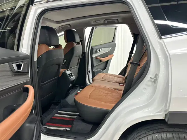 Chery Tiggo 8 PLUS — Фото автомобиля 12