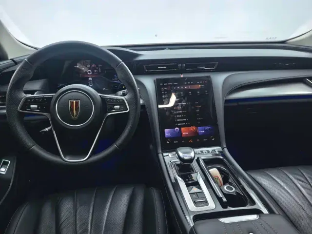 Hongqi H5 — Фото автомобиля 4