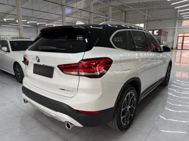 BMW X1 — Фото автомобиля 4