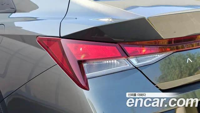 Hyundai Avante CN7 — Фото автомобиля 8