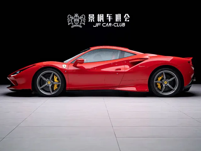 Ferrari F8 — Фото автомобиля 7