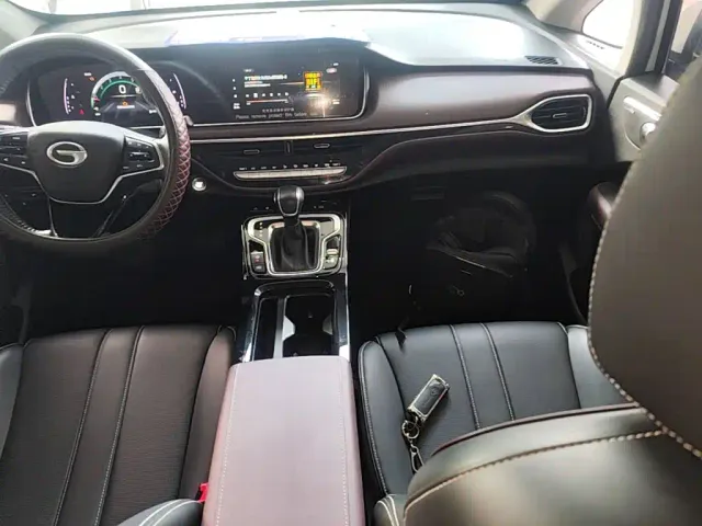 GAC Trumpchi M6 — Фото автомобиля 9