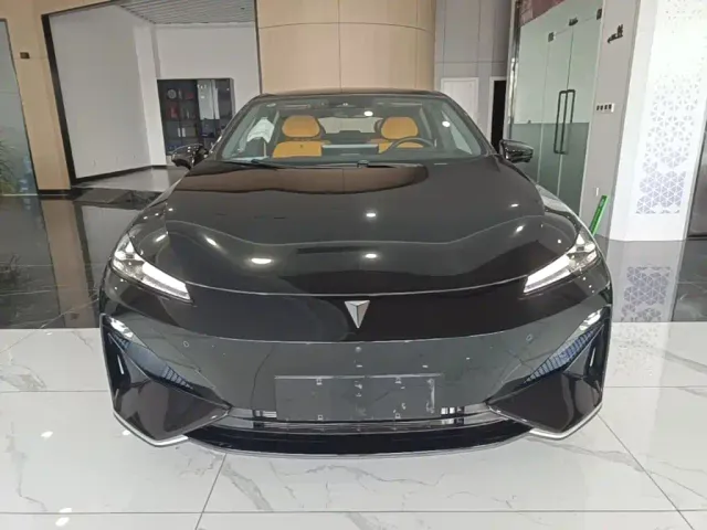 Deepal SL03 — Фото автомобиля 2