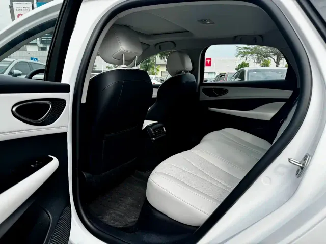 BYD Seal 05 DM-i — Фото автомобиля 6