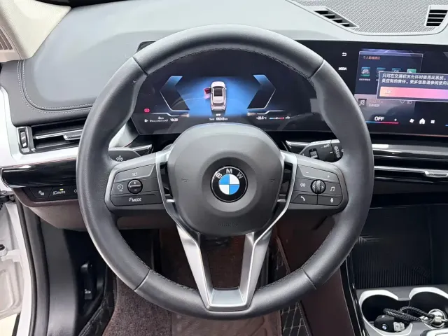 BMW BMW X1 2023 sDrive20Li X Design Package — Фото автомобиля 10