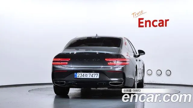Genesis G80 RG3 — Фото автомобиля 4