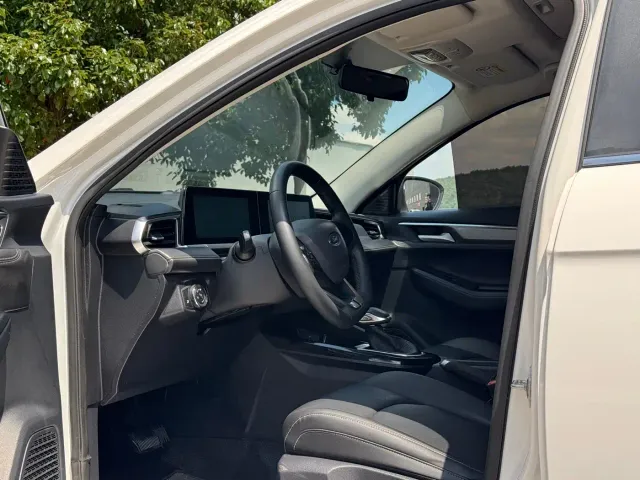 Ford Escort — Фото автомобиля 4
