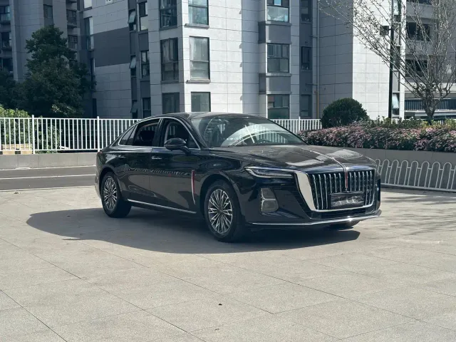 Hongqi H5 — Фото автомобиля 2