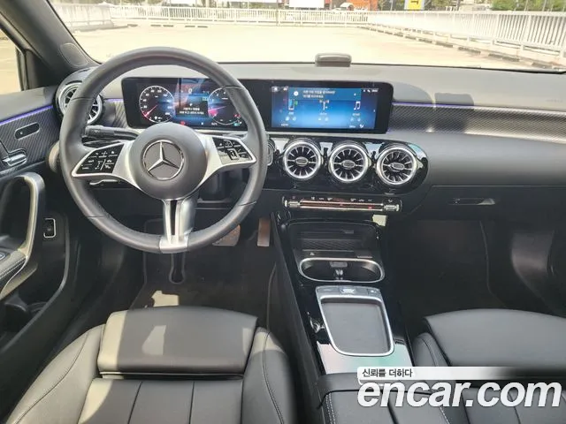Mercedes-Benz A-Class — Фото автомобиля 8