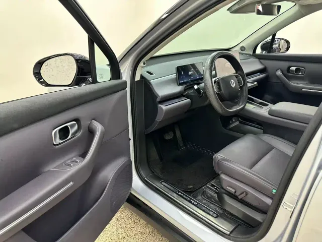Leapmotor C16 — Фото автомобиля 15
