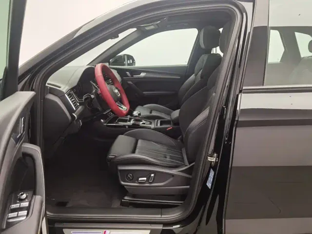 Audi Q5L — Фото автомобиля 10