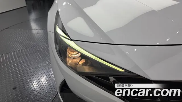 Hyundai Avante — Фото автомобиля 7