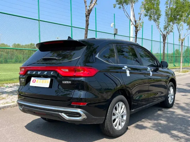 Haval M6 — Фото автомобиля 6
