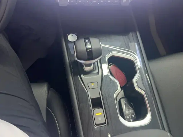 Changan CS75 — Фото автомобиля 7