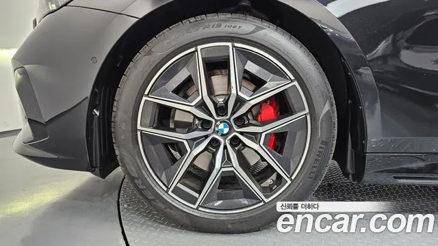 BMW 5-Series — Фото автомобиля 4