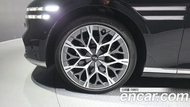 Genesis G90 RS4 — Фото автомобиля 5