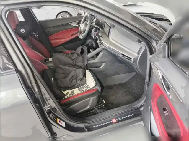 Changan CS35 Plus — Фото автомобиля 10