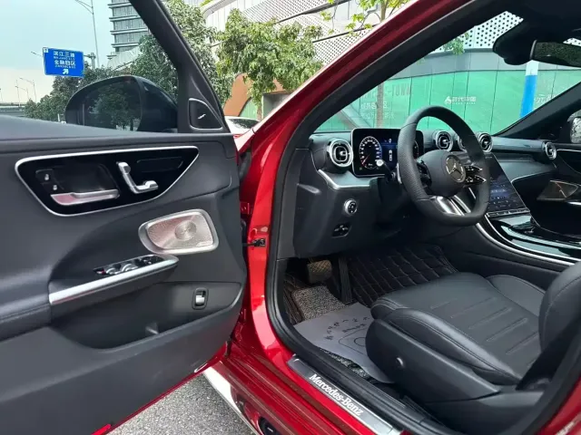 Mercedes-Benz C-Class — Фото автомобиля 6