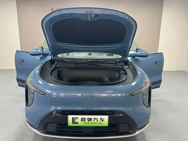 IM Motors LS6 — Фото автомобиля 15