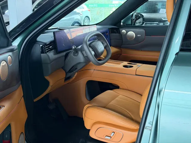 IM Motors LS8 — Фото автомобиля 7