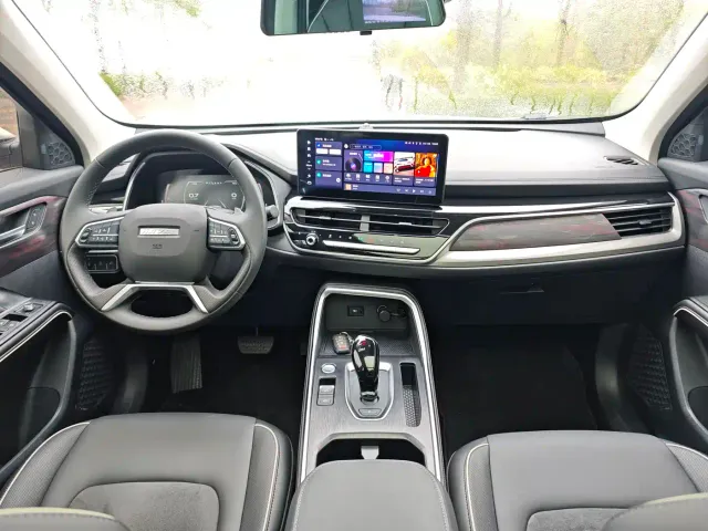 Haval H6 — Фото автомобиля 13