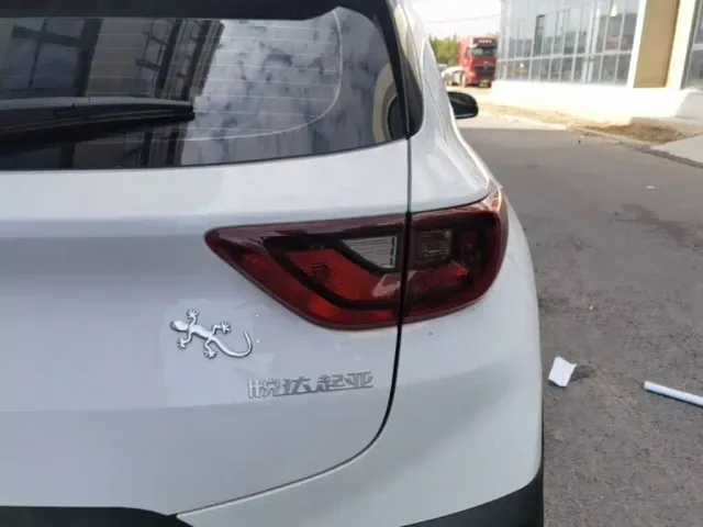Kia KX1 — Фото автомобиля 7