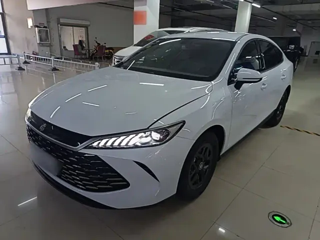 Фотография автомобиля — BYD Qin PLUS