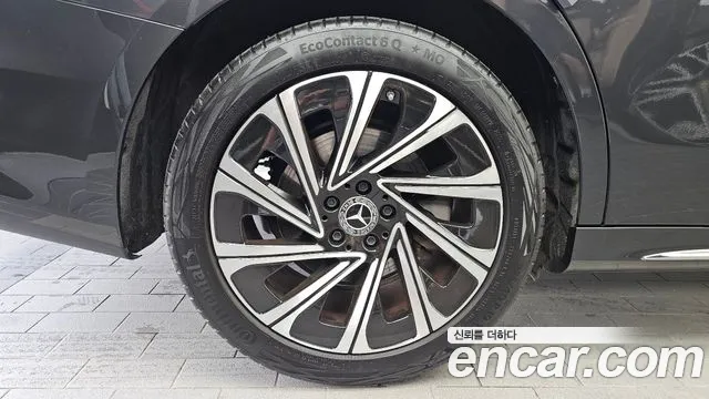 Mercedes-Benz E-Class E-класс W214 E300 4MATIC Exclusive — Фото автомобиля 5