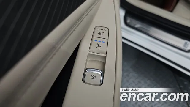 Kia K8 The New K8 2.5 Бензин 2WD — Фото автомобиля 26