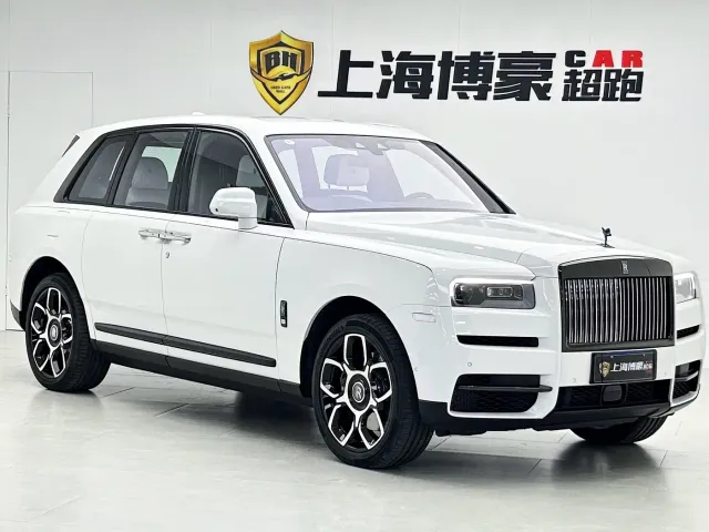 Rolls-Royce Cullinan — Фото автомобиля 2