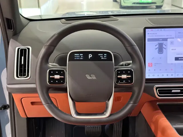Li Auto L7 — Фото автомобиля 16