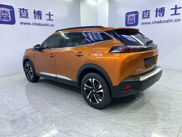 Peugeot 2008 — Фото автомобиля 14